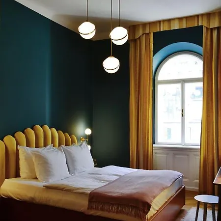 Selina Hotel