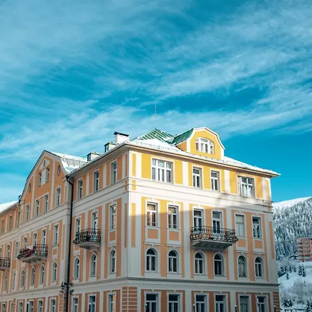 Selina Hotel