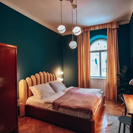 Selina Hotel