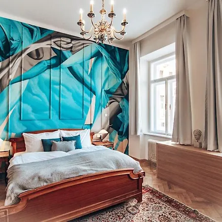 Selina Hotel 3*