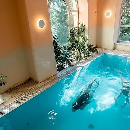 Hotel Selina 3*