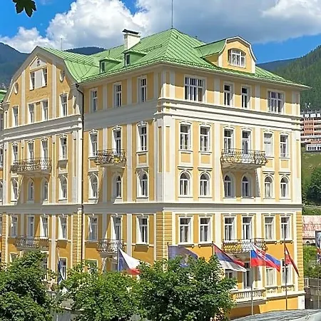 Hotel Selina 3*